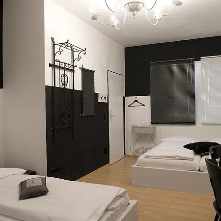 Achterbahn Otel